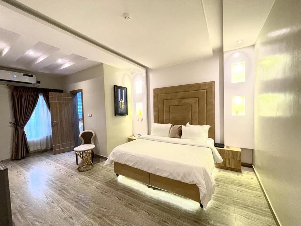 God'S Touch Apartments Signature 라고스 외부 사진