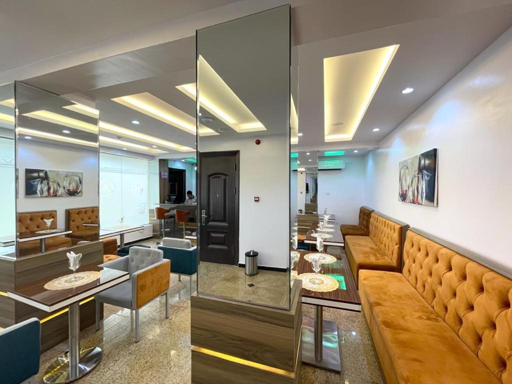 God'S Touch Apartments Signature 라고스 외부 사진