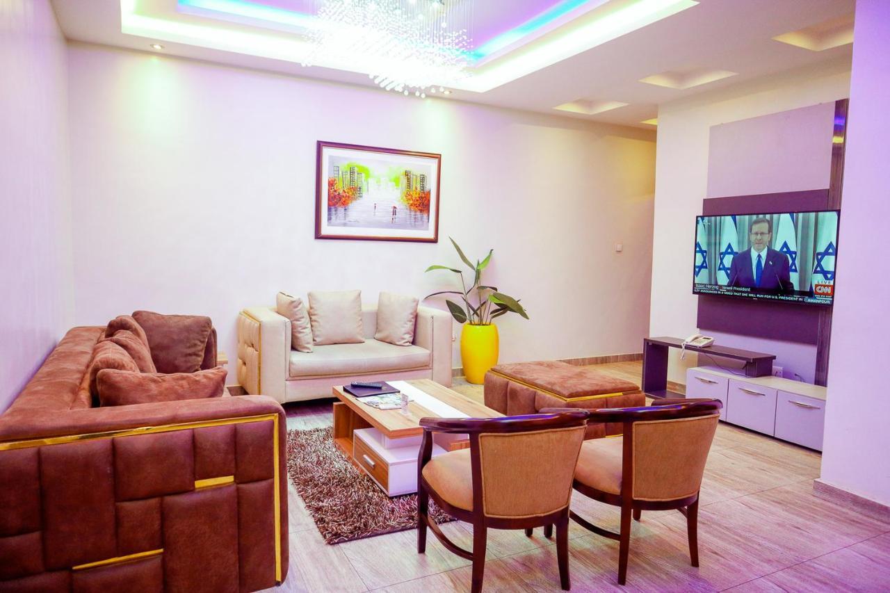 God'S Touch Apartments Signature 라고스 외부 사진